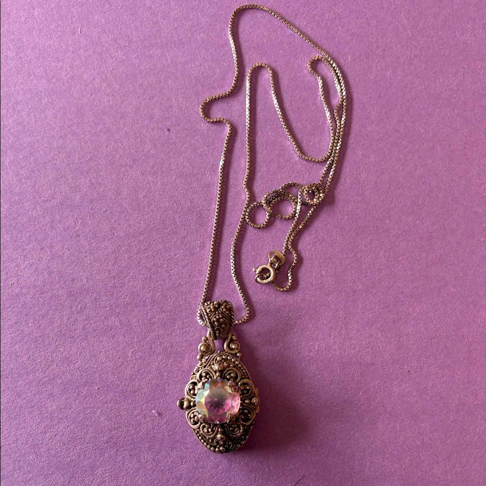 Elegant Sterling Pendant Necklace with Iridescent Stone
